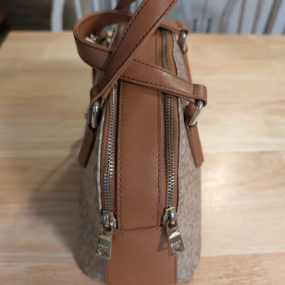 DKNY Beige and Brown Patterned Satchel - Picture 4 of 12